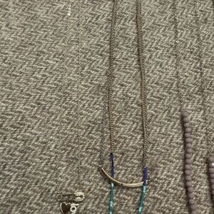 Elegant Silver and Blue Necklace Set